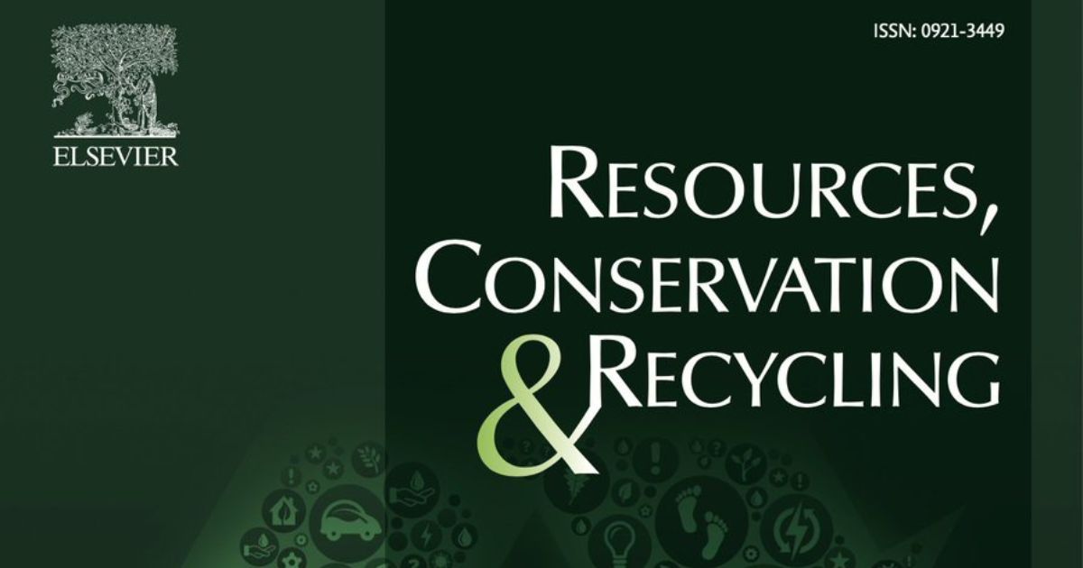 ‘Resources, Conservation and Recycling’ destaca una investigación de la UHU sobre lubricantes hechos con posos del café y botellas de plástico usadas
