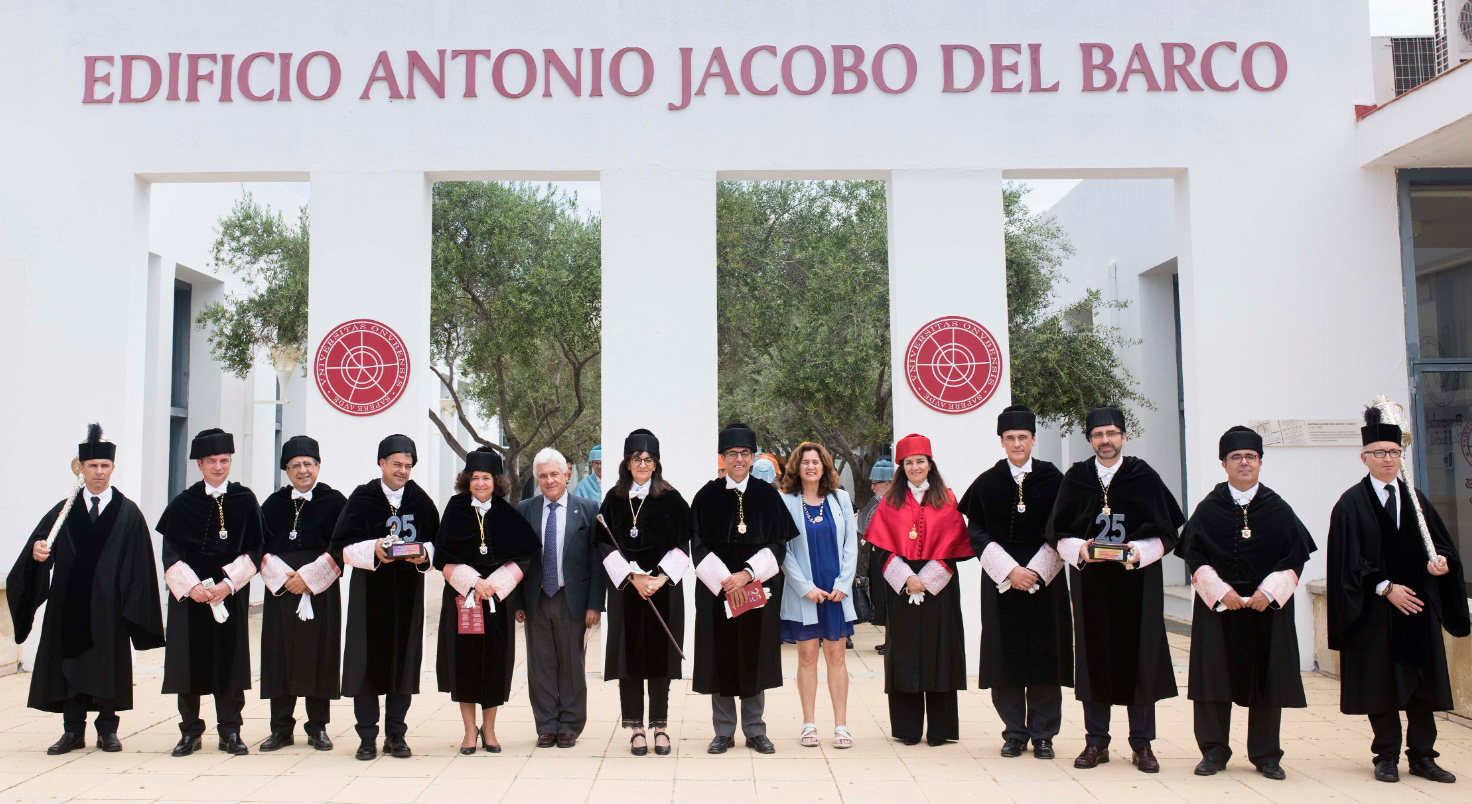 Especiales - Foto 12