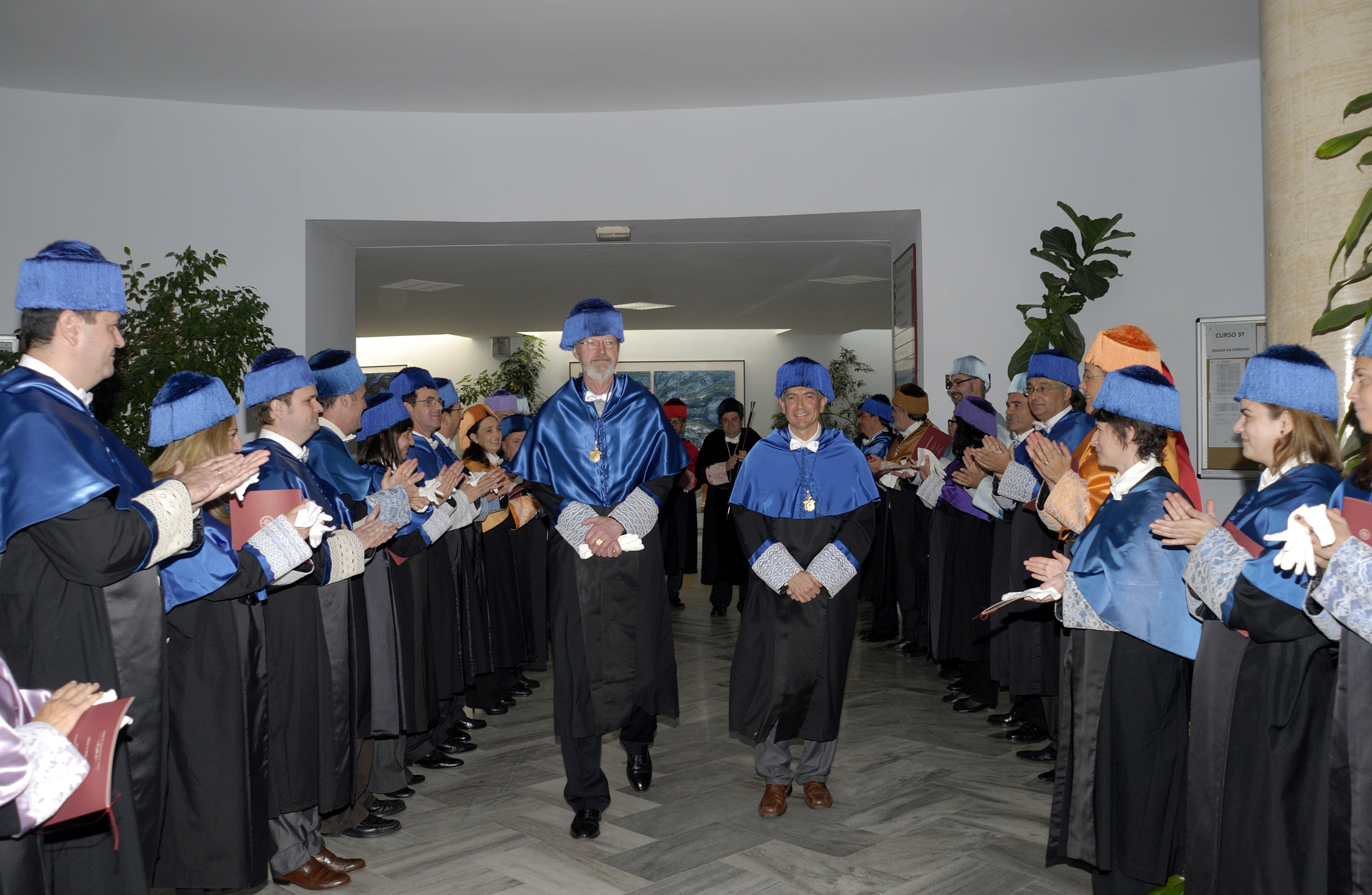 El profesor Robert Grubbs en la UHU 3