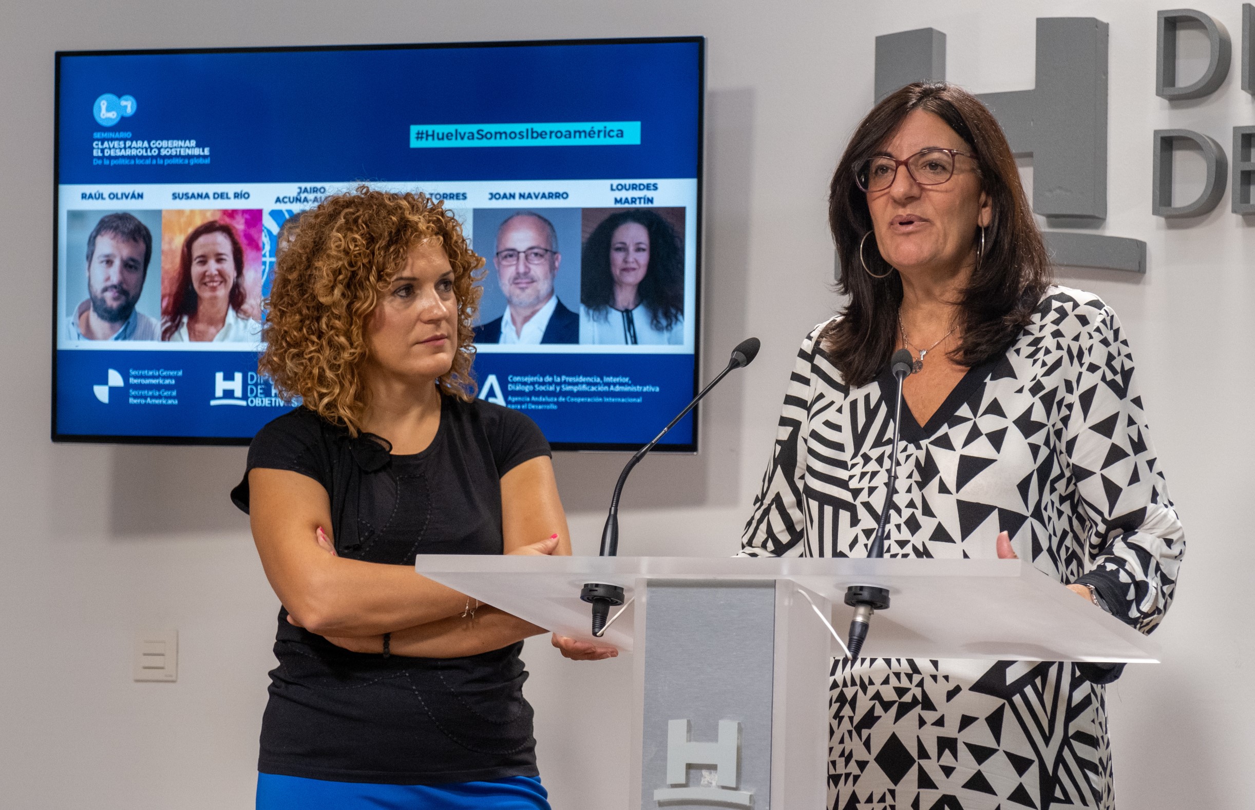 María Eugenia Limón, Presidenta de la Diputación de Huelva y María Antonia Peña, Rectora de la Universidad de Huelva