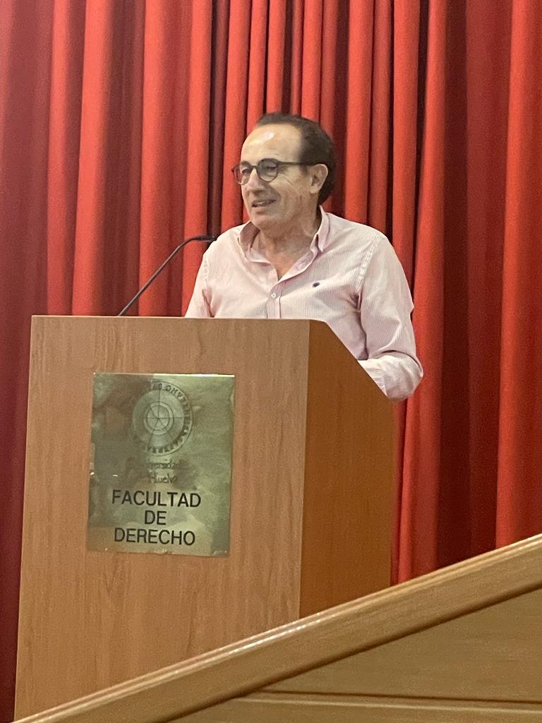 Claustro universitario