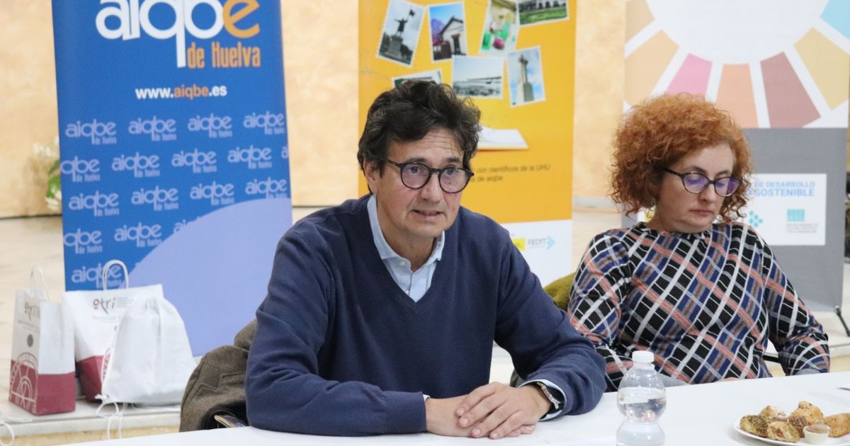 La UHU aborda con Electroquímica Onubense la importancia capital del cloro en nuestras vidas  