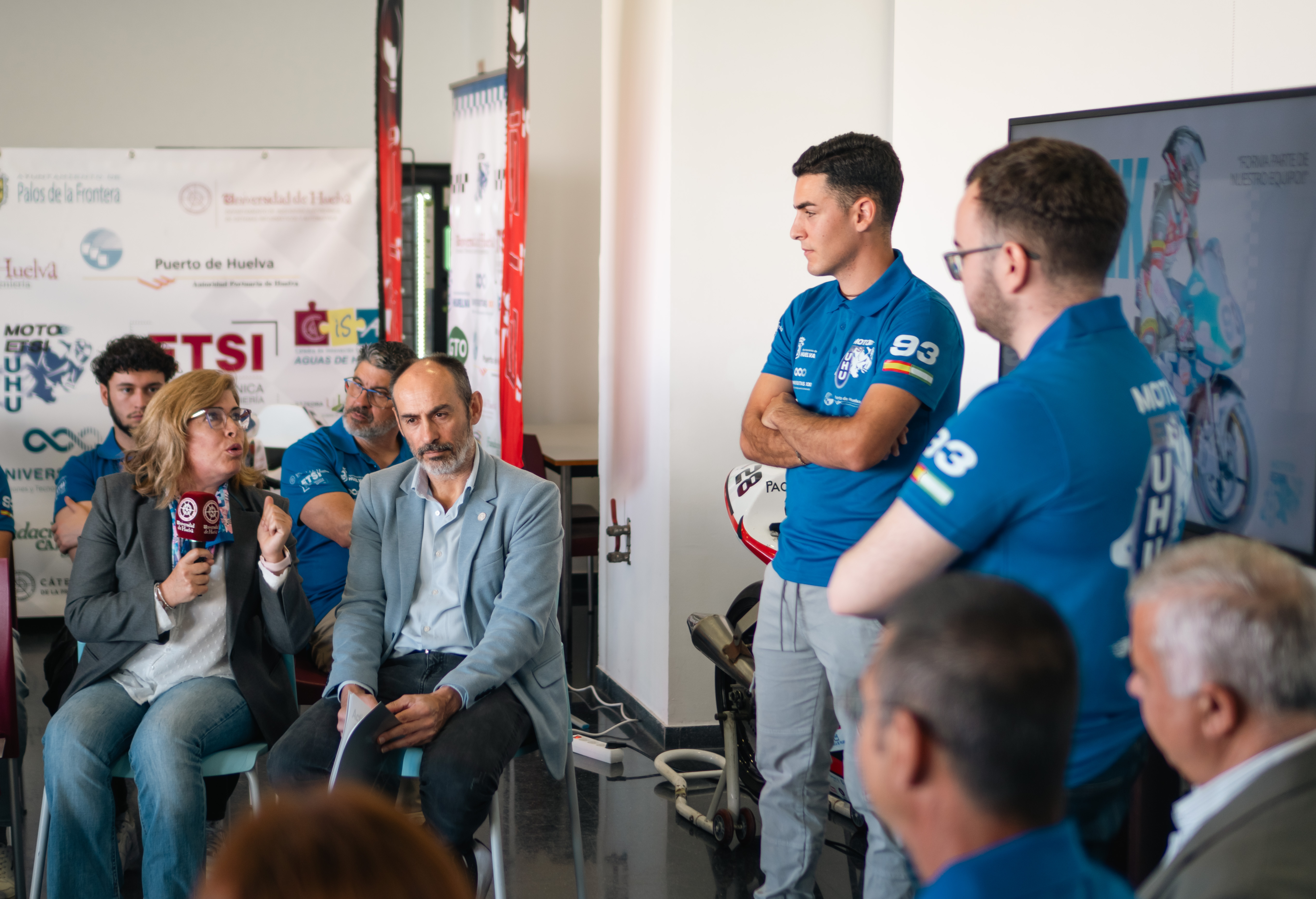 La Universidad de Huelva impulsa el talento joven con su equipo MotoStudent