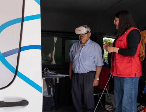 La Universidad de Huelva impulsa la inclusión digital de personas mayores con el apoyo de Cruz Roja y Somos Digital