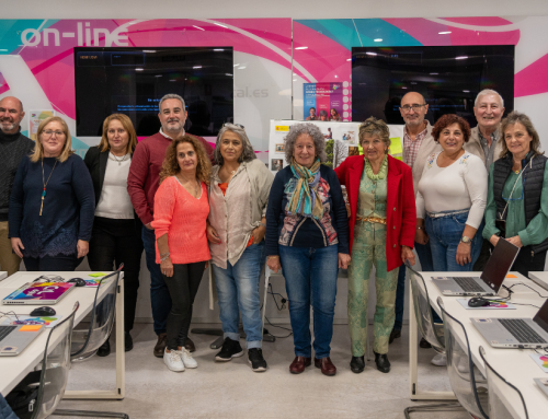 La Universidad de Huelva, Cruz Roja y Somos Digital continúan avanzando en el estudio de la alfabetización digital de las personas mayores