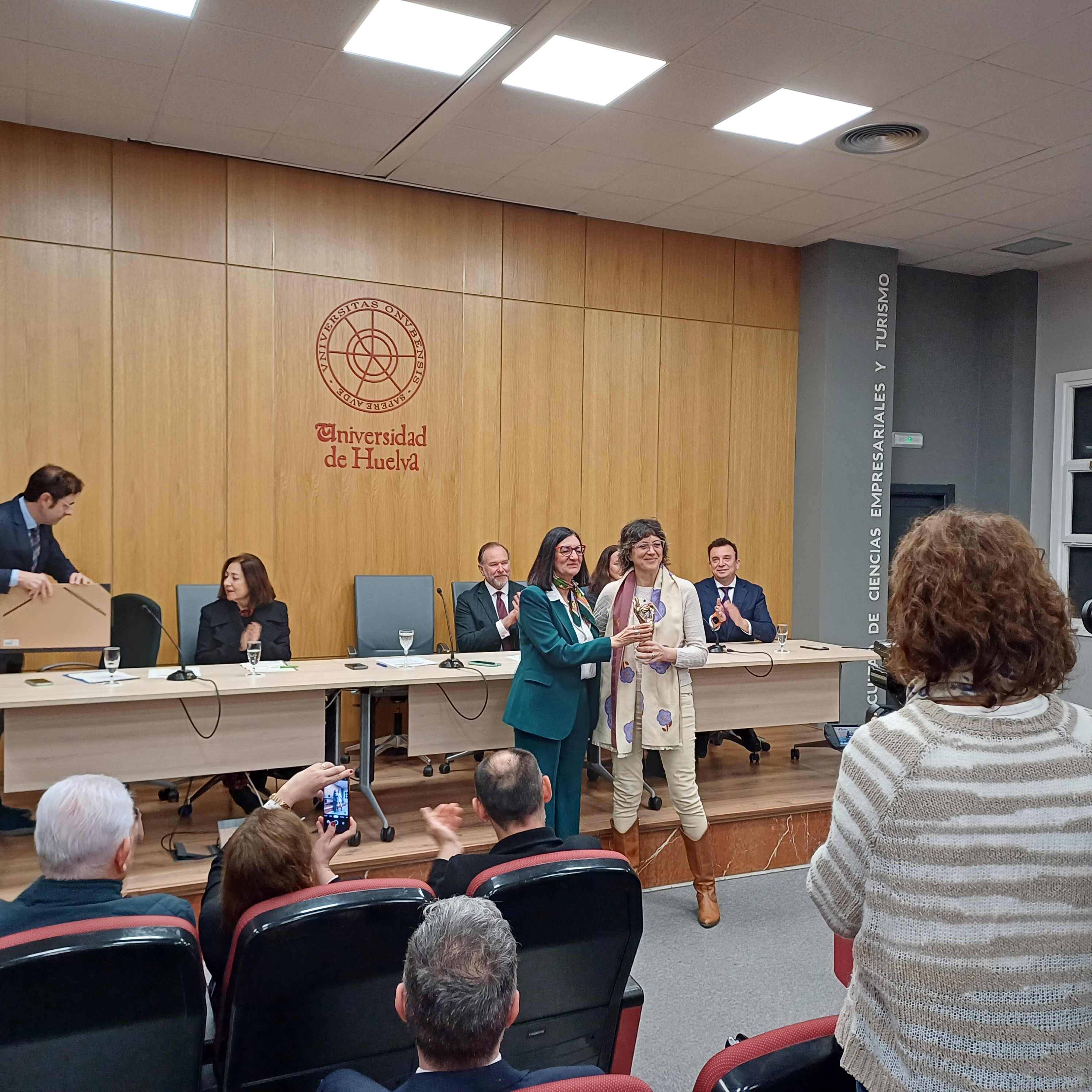 Premios Garcia Palacios (1).jpg