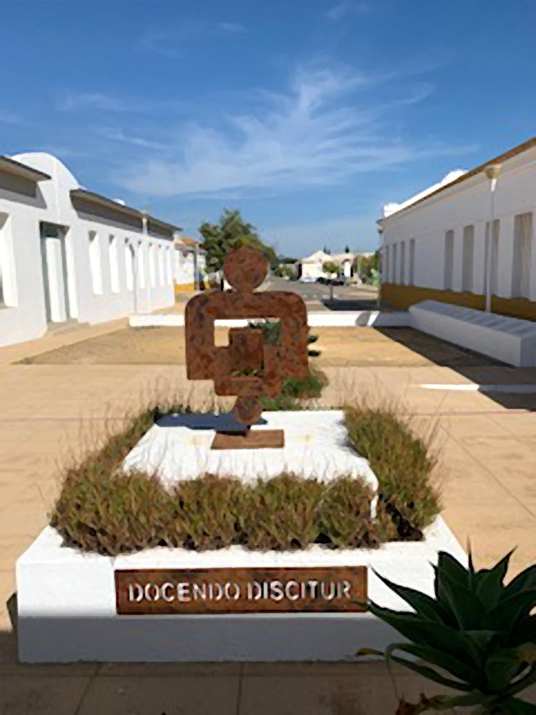 Plaza exterior del Museo