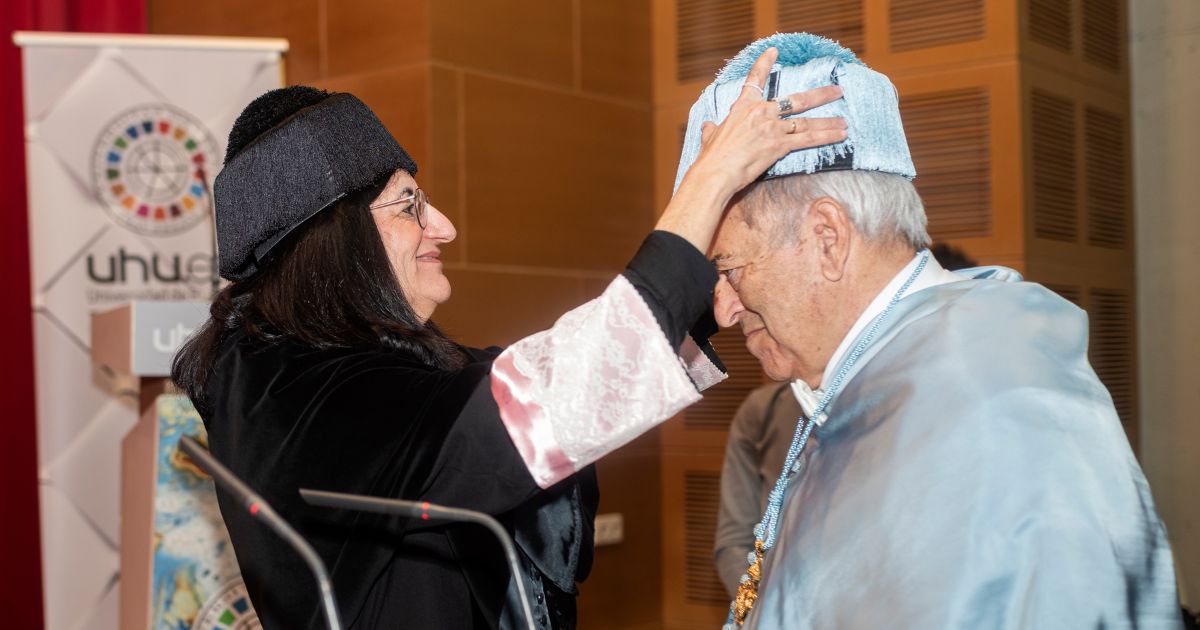 La UHU nombra al escritor José Antonio Marina como Doctor Honoris Causa