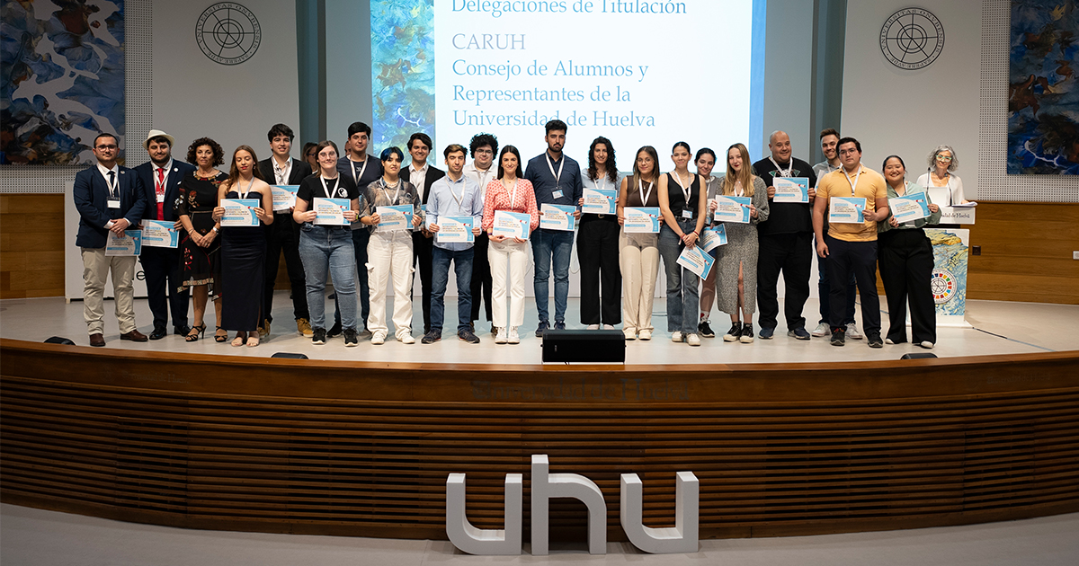 La UHU reconoce a más de 300 estudiantes por su compromiso social y expedientes académicos