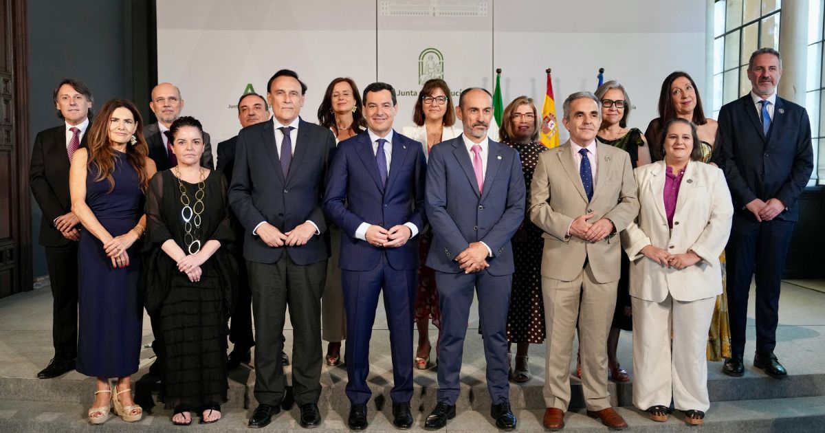 José Rodríguez Quintero toma posesión en San Telmo como rector de la Universidad de Huelva